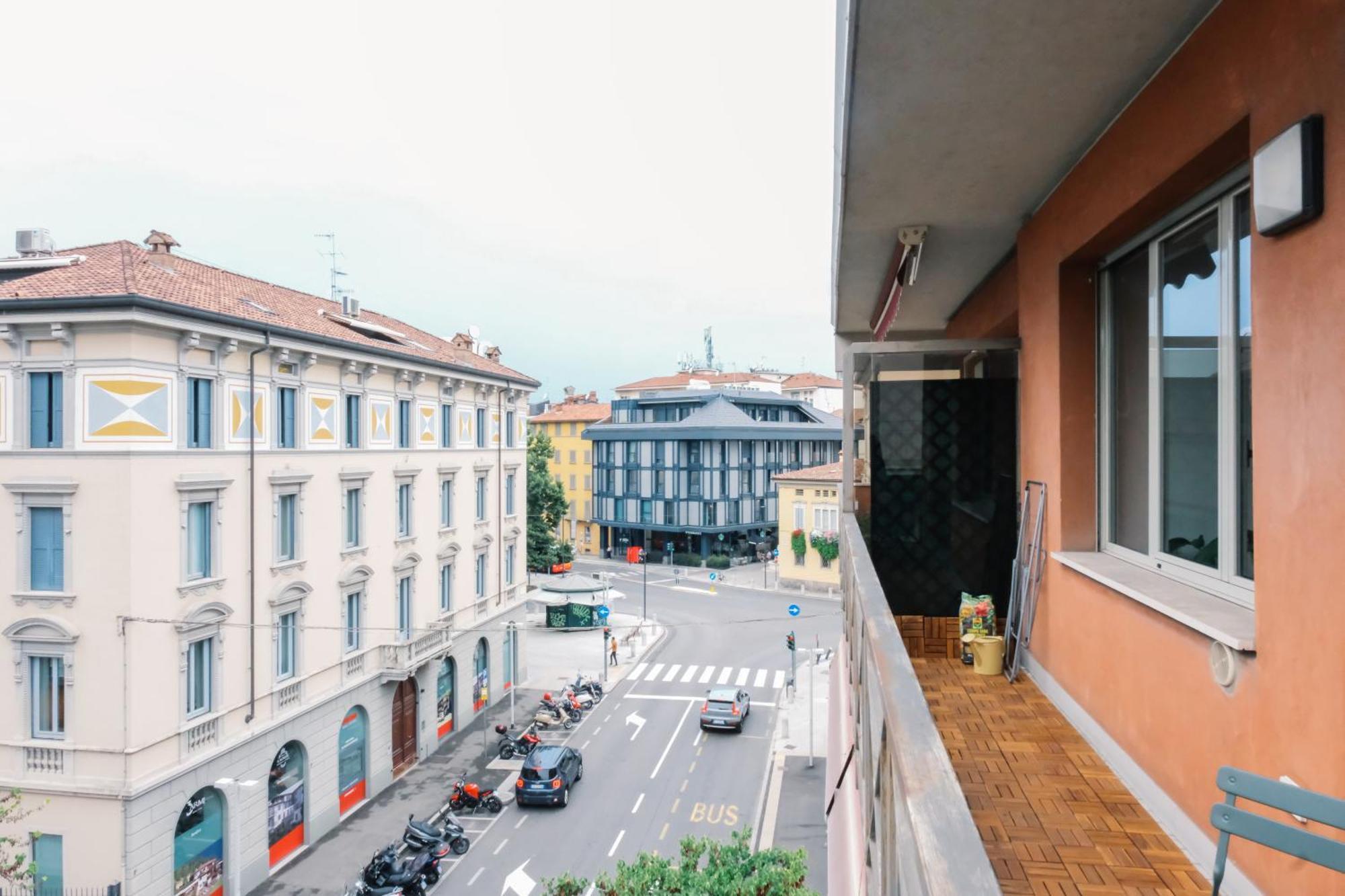 Flora Inn, Paglia 2 - Nel Cuore Del Centro Citta بيرغامو المظهر الخارجي الصورة