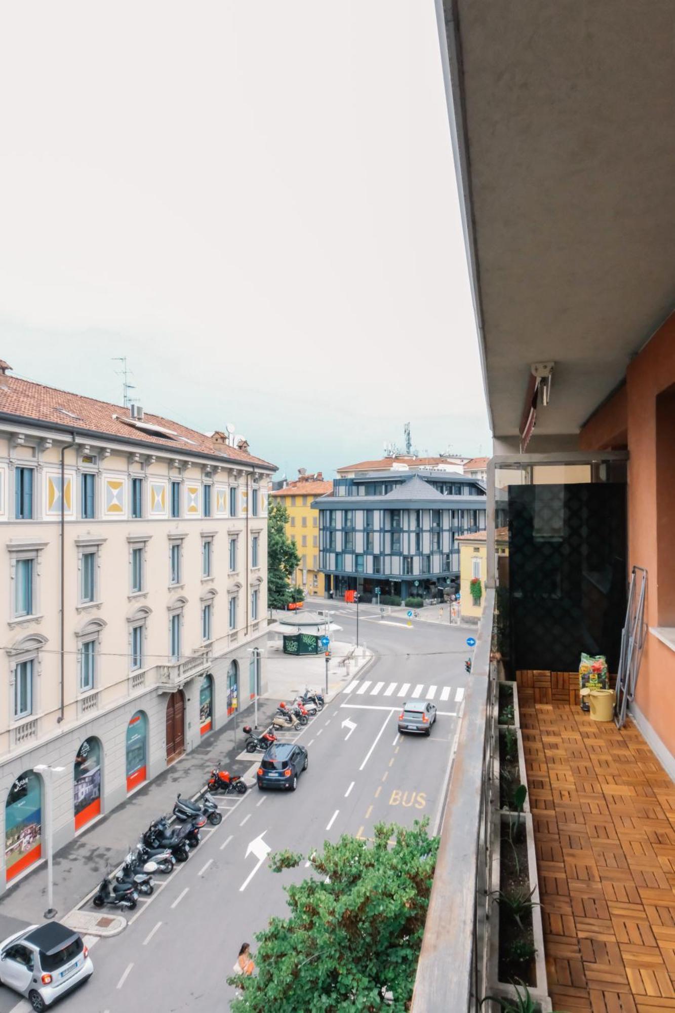 Flora Inn, Paglia 2 - Nel Cuore Del Centro Citta بيرغامو المظهر الخارجي الصورة